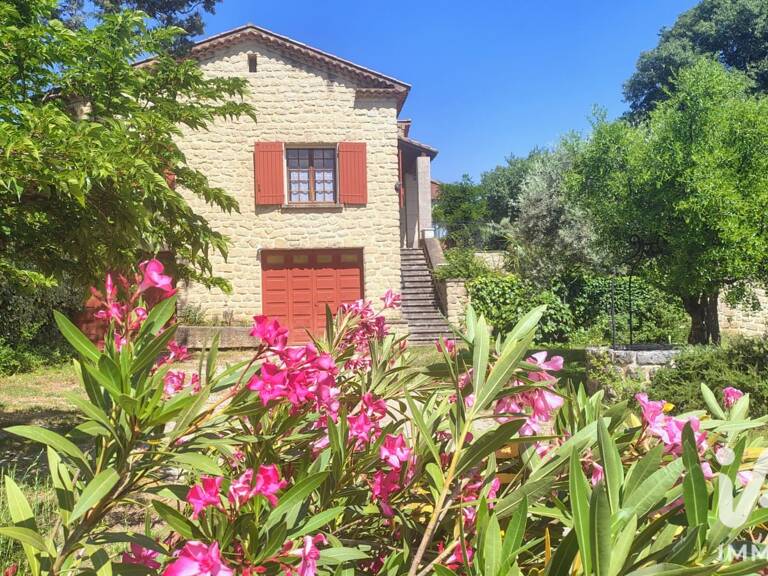 Vente Maison/villa 6 pièces — photo 1