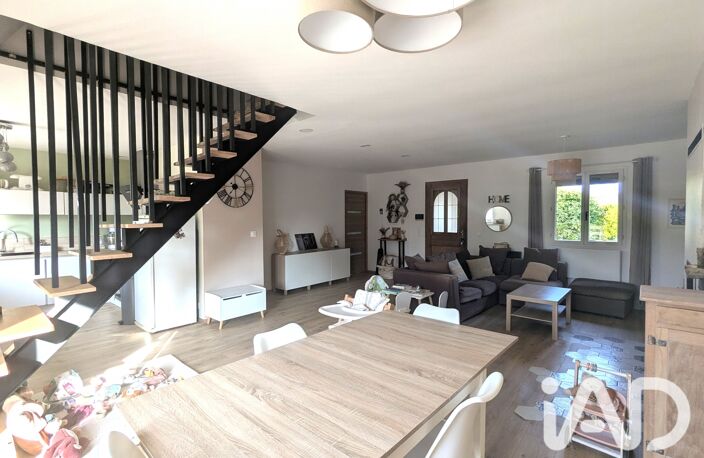 Vente Maison/villa 7 pièces — photo 3