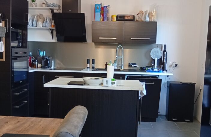 Vente Maison/villa 6 pièces — photo 2