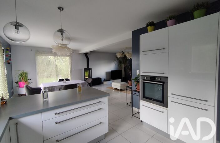 Vente Maison/villa 5 pièces — photo 2