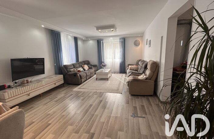 Vente Maison/villa 6 pièces — photo 2