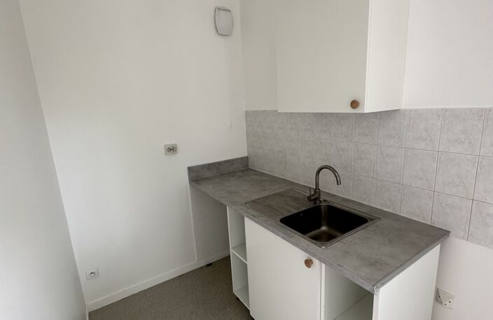Location Appartement 1 pièce — photo 4