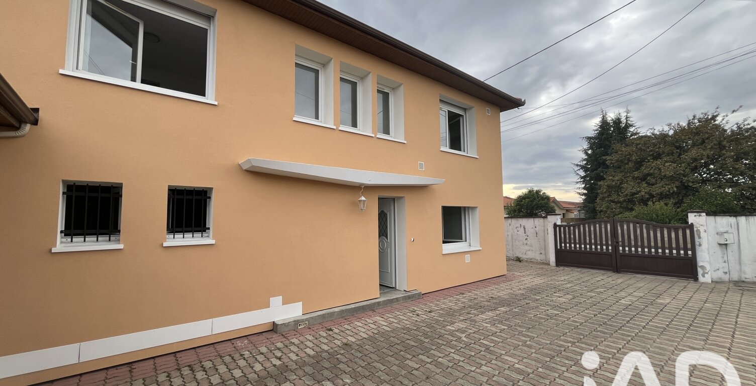 Vente Maison/villa 9 pièces — photo 1