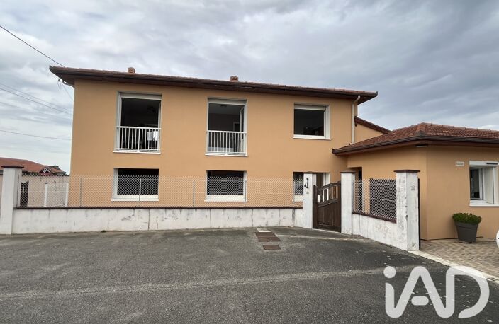 Vente Maison/villa 9 pièces — photo 2