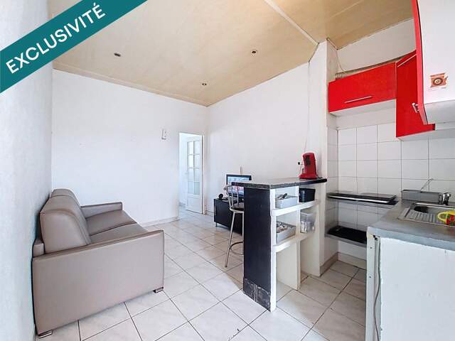 Toulon ouest appartement 2 pièces terrasse ensoleillé — photo du bien