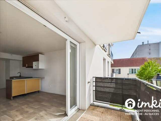Appartement 1 pièce - balcon, cellier et parking — photo du bien
