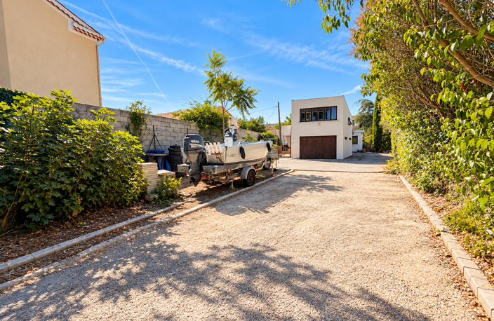 Martigues Jonquières   Maison de plain-pied de 120 m2 sur 1 — photo 4
