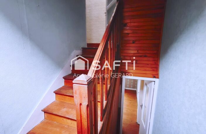 Maison de bourg avec terrasse, atelier et parking — photo 3