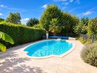 Maison de 200m² sur 1500m² de terrain avec piscine chauffée dans quartier résidentiel — photo 3