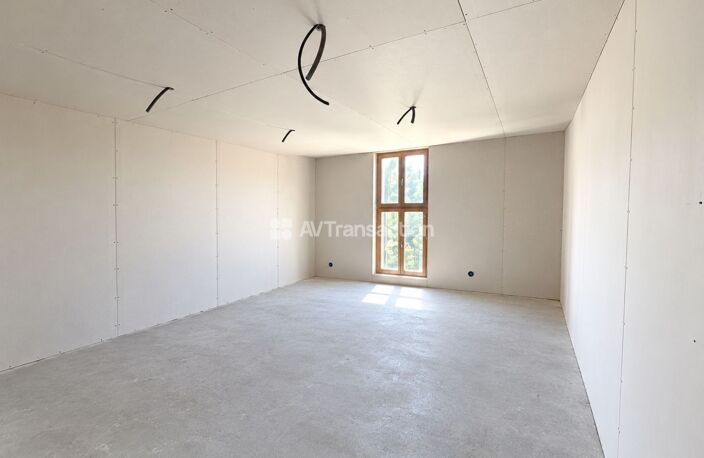 Maison de village à finir de rénover ! — photo 3