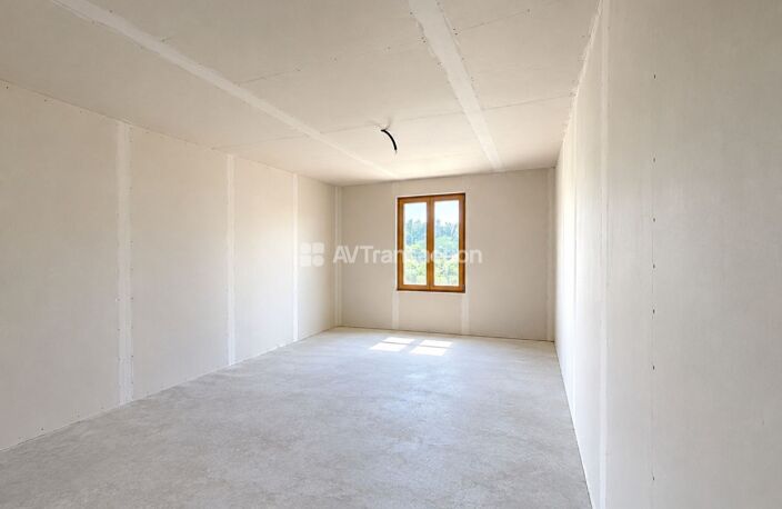 Maison de village à finir de rénover ! — photo 4