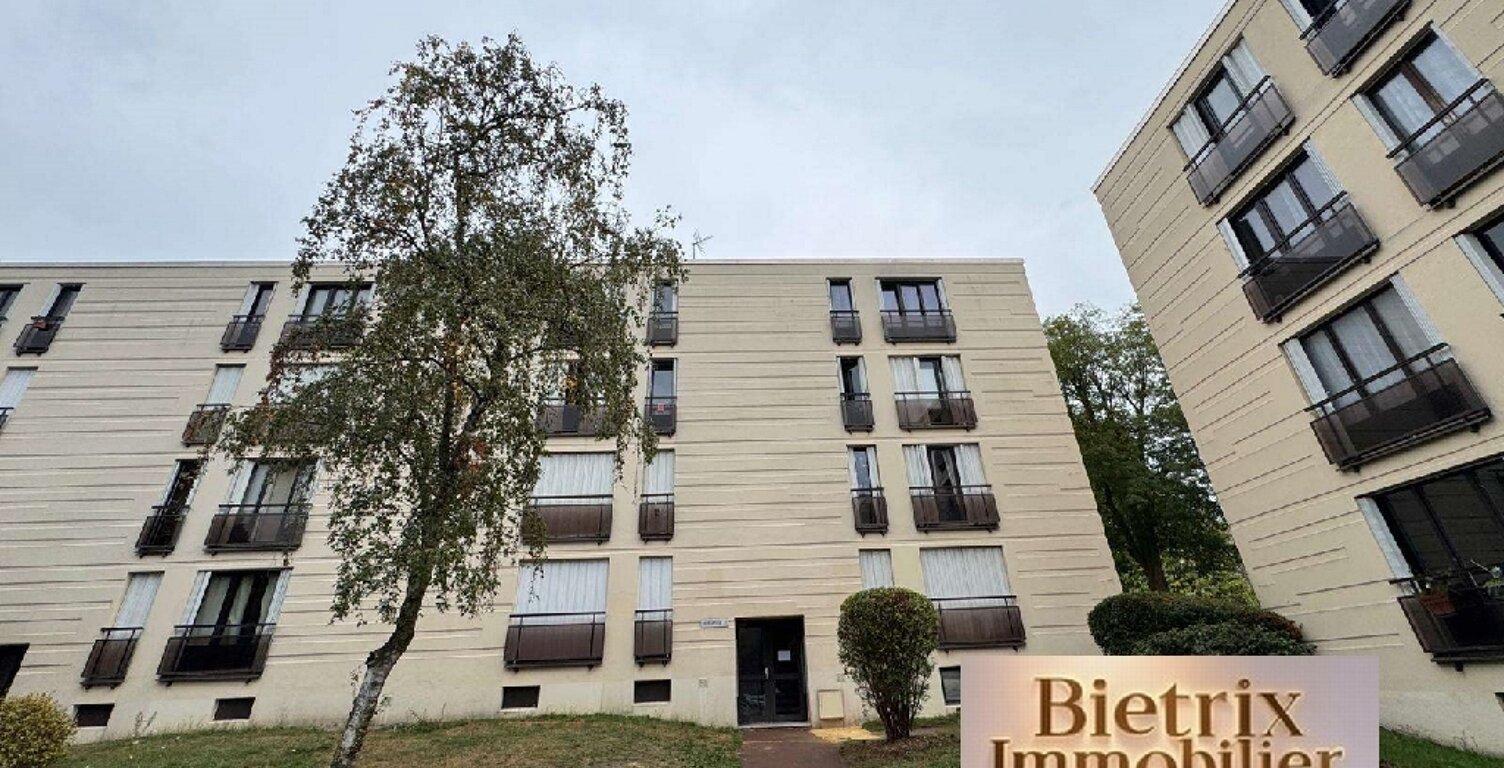 Location appartement 2 pièces 46 m² à L'Isle-Adam (95290) — photo 1