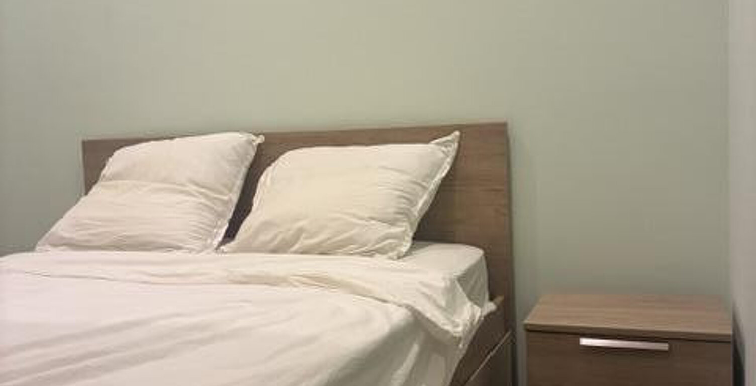T2 - rénové, meublé, équipé et libre - 28 m² — photo 1