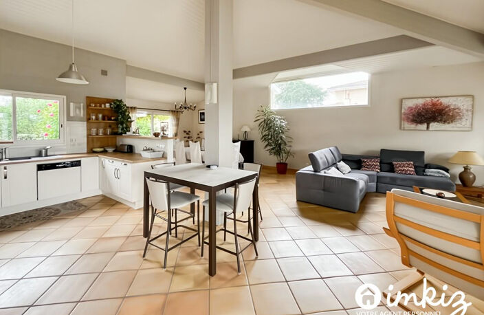 Maison 210m2 - 8 pièces - Vue imprenable — photo 2