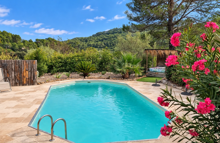 VAR (83) - À VENDRE - SALERNES - Villa atypique avec 5 chamb — photo 3