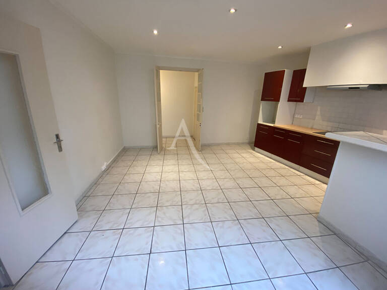 Appartement Gaillac 3 pièce(s) 70 m² — photo 1