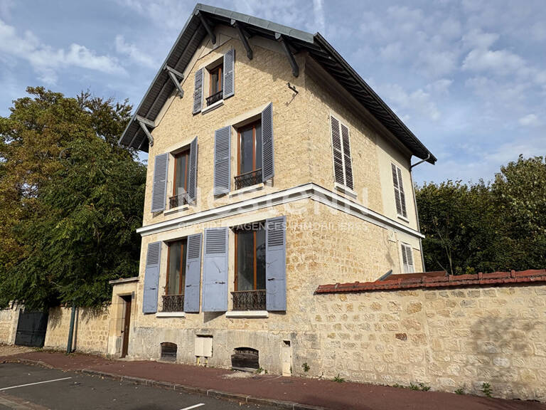 Maison à vendre sur la commune de L'Isle Adam - 110m², 4 chambres — photo 1