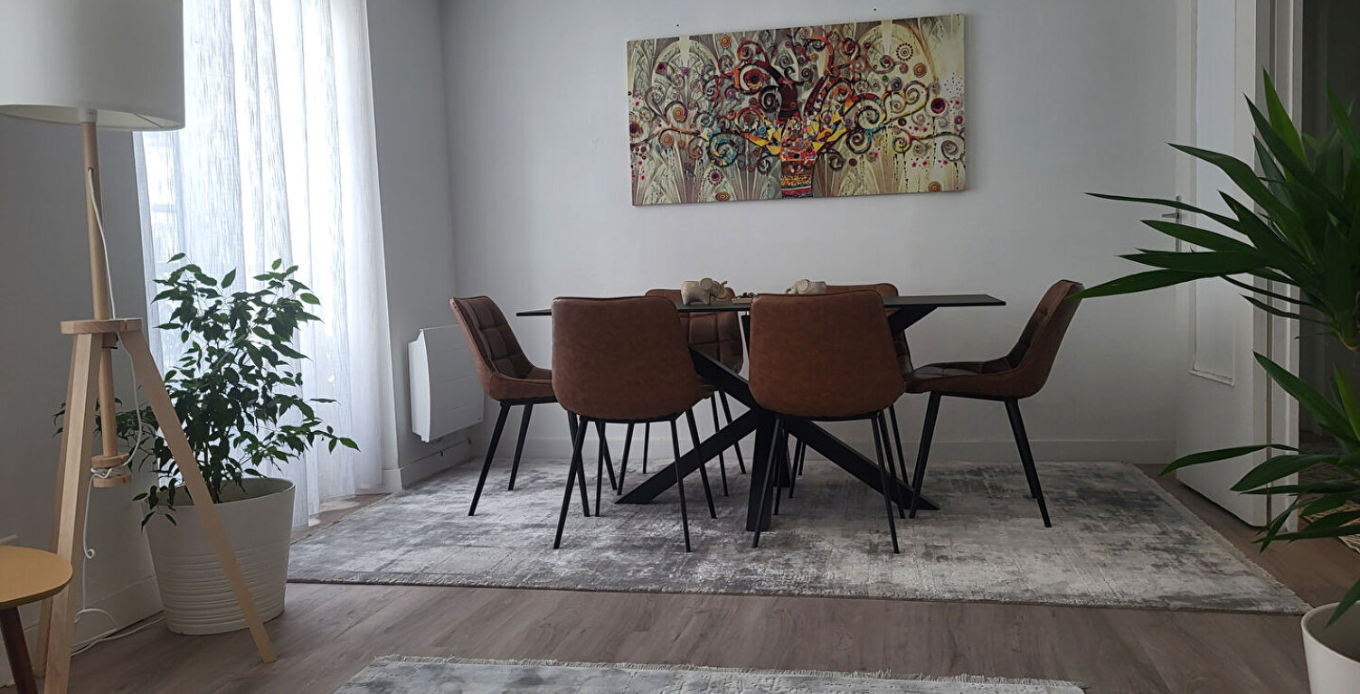 Mairie de Rueil Malmaison dans le quartier historique 2 piece de 54 m2 entièrement rénové — photo 1