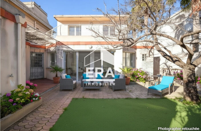Maison familiale à vendre Marseille 13009  146 m²  4 chambres  Jardin Garage  Terrasse — photo 2