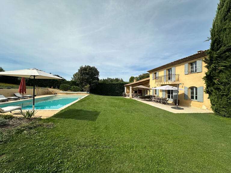 Vente Aix nord  proche Venelles LC Gestion vous propose une maison individuelle traditionnelle de 178m² sur 1800m² de terrain avec piscine, rare — photo 1