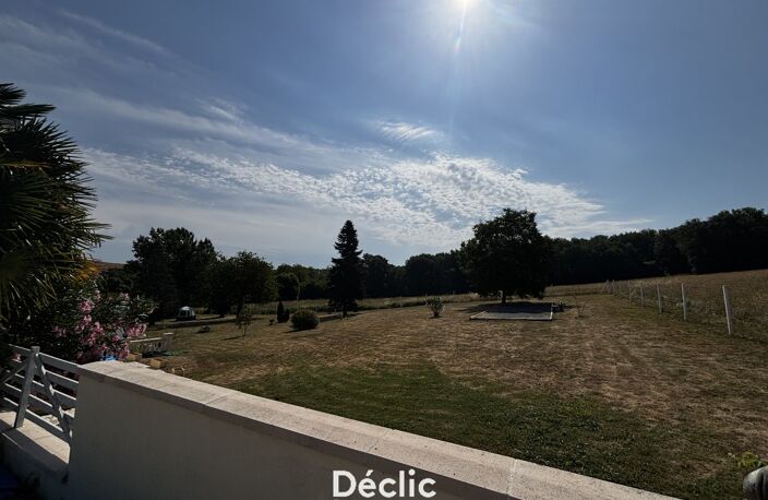 Maison individuelle avec piscine et 7 000 m² de terrain  Candes-Saint-Martin (37500) — photo 3