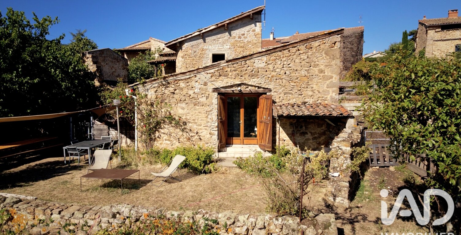 Vente Maison/villa 3 pièces — photo 1
