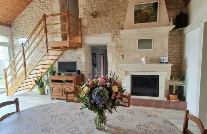 Belle maison en pierres — photo 5