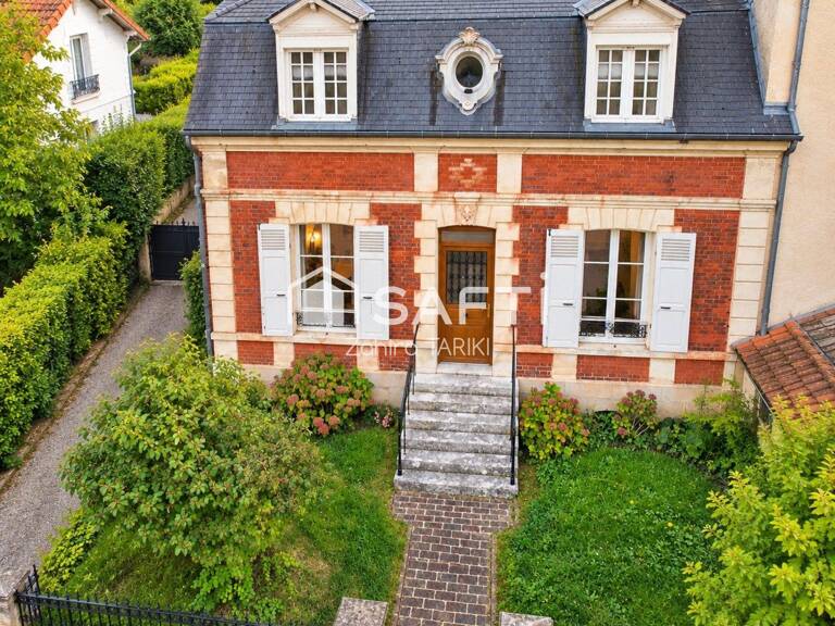 Le charme d'une maison de maître, un jardin en ville — photo 1