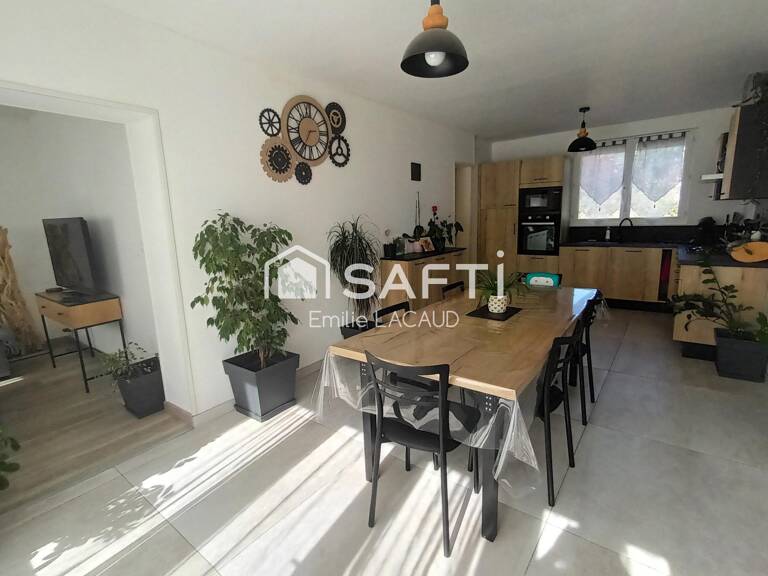 maison de plain-pied avec jardin — photo 1