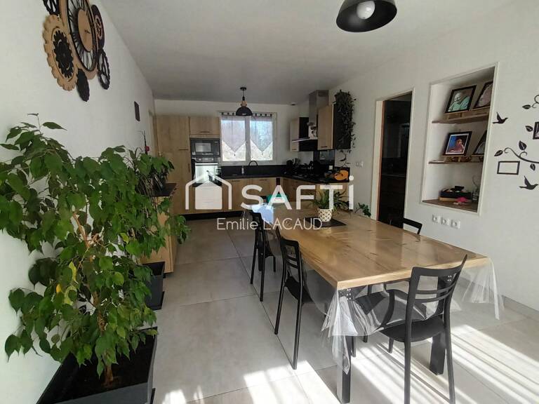 maison de plain-pied avec jardin — photo 1