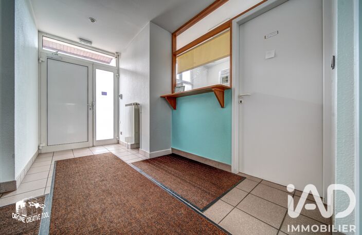 Vente Boutique/Local commercial 140 m&sup2; — photo 2