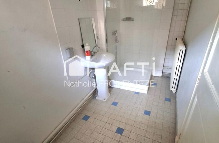 Appartement à retaper avec un emplacement parking — photo 3