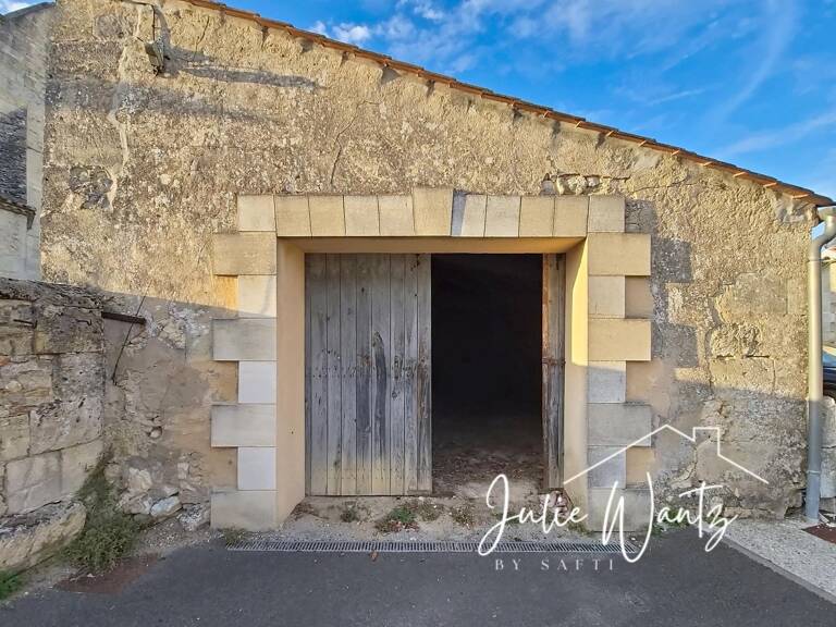 Grange en pierres à rénover — photo 1
