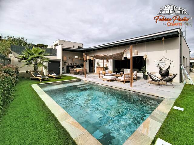 Villa plain-pied, 143m² habitables, piscine, garage — photo du bien