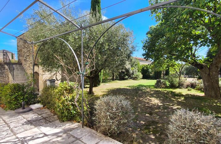 magnifique maison en pierre de caractère — photo 2
