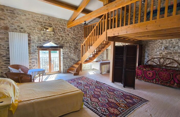 magnifique maison en pierre de caractère — photo 5