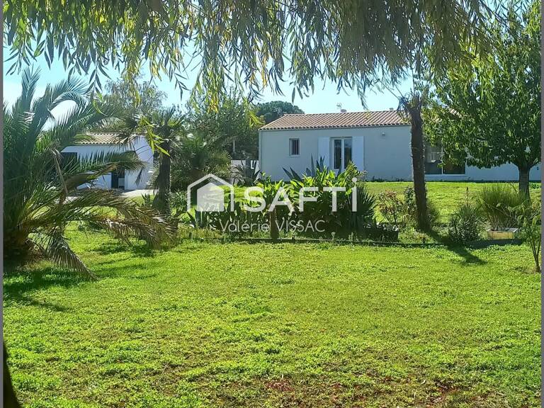 Jolie maison dans son écrin de verdure — photo 1