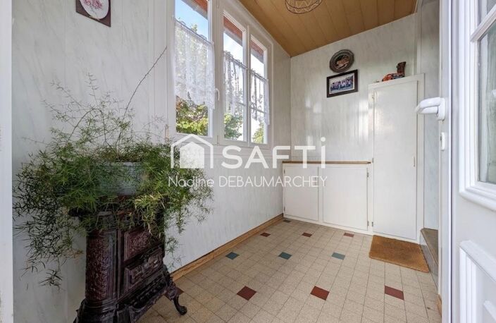 Corps de ferme de plain-pied avec vue, 3 ch., terrain 3800 m² à Ozolles — photo 2