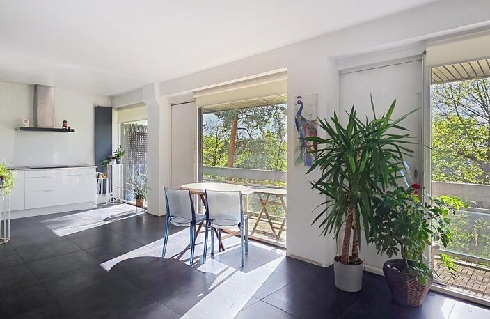 Appartement de 107m2, avec double balcon-terrasse — photo 4