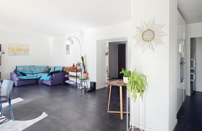 Appartement de 107m2, avec double balcon-terrasse — photo 5