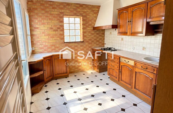 152 m², 3 chambres, garage double et potentiel — photo 3