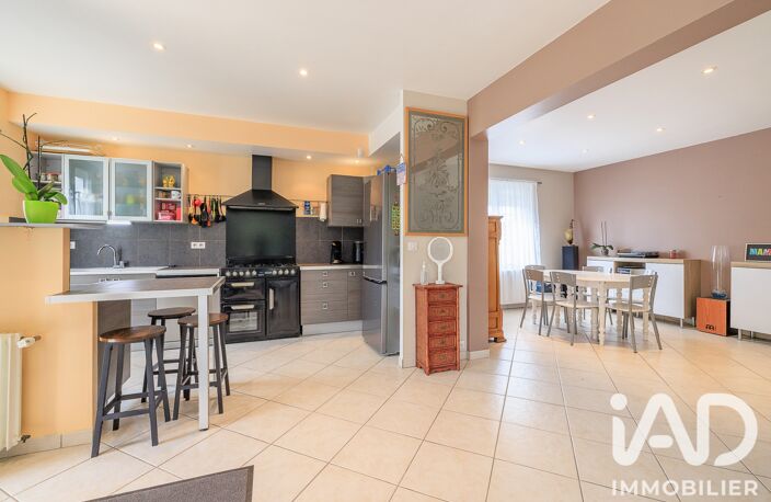 Vente Maison de ville 7 pièces — photo 2