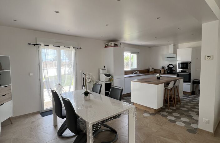 Vente Maison/villa 6 pièces — photo 3