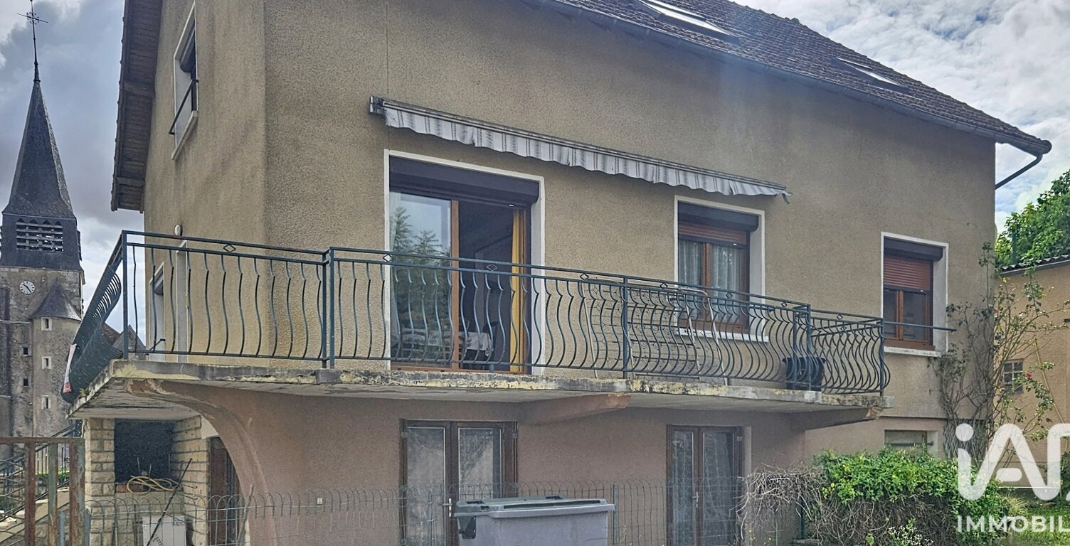 Vente Maison/villa 8 pièces — photo 1