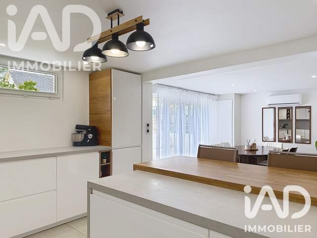 Vente Maison traditionnelle 8 pièces — photo du bien