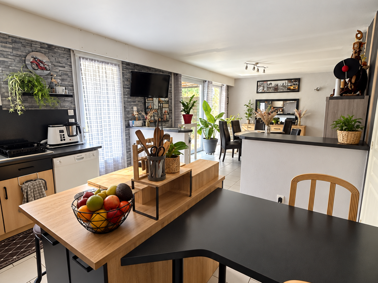 Vente Maison/villa 6 pièces — photo 1