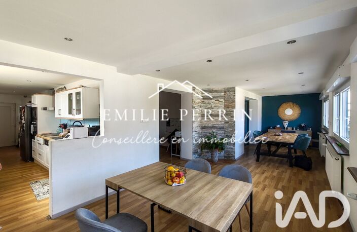 Vente Maison de ville 8 pièces — photo 2