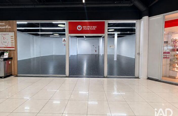 Location Boutique/Local commercial 158 m&sup2; — photo 3
