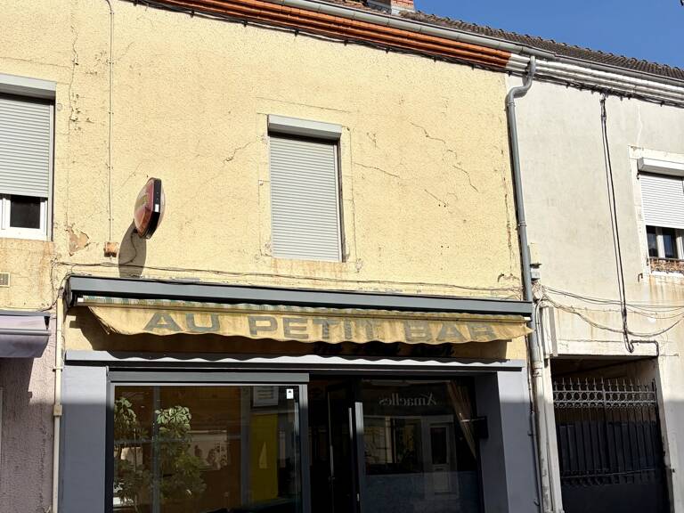 Vente Boutique/Local commercial 110 m&sup2; — photo 1