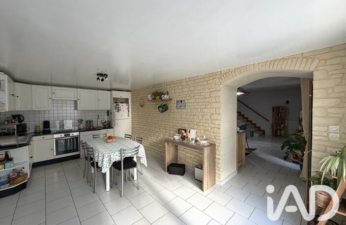 Vente Maison/villa 4 pièces — photo 2